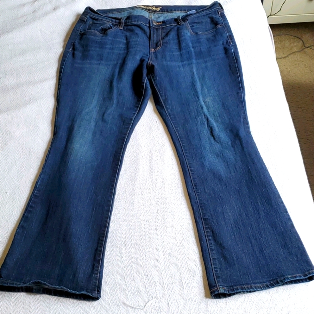Old Navy Bootcut Sweetheat Jeans Size 16
